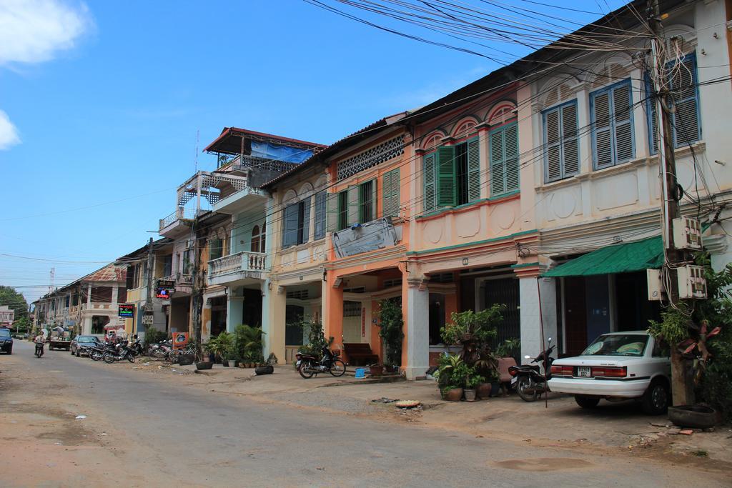 Hotel Five.S Kampot Exterior photo
